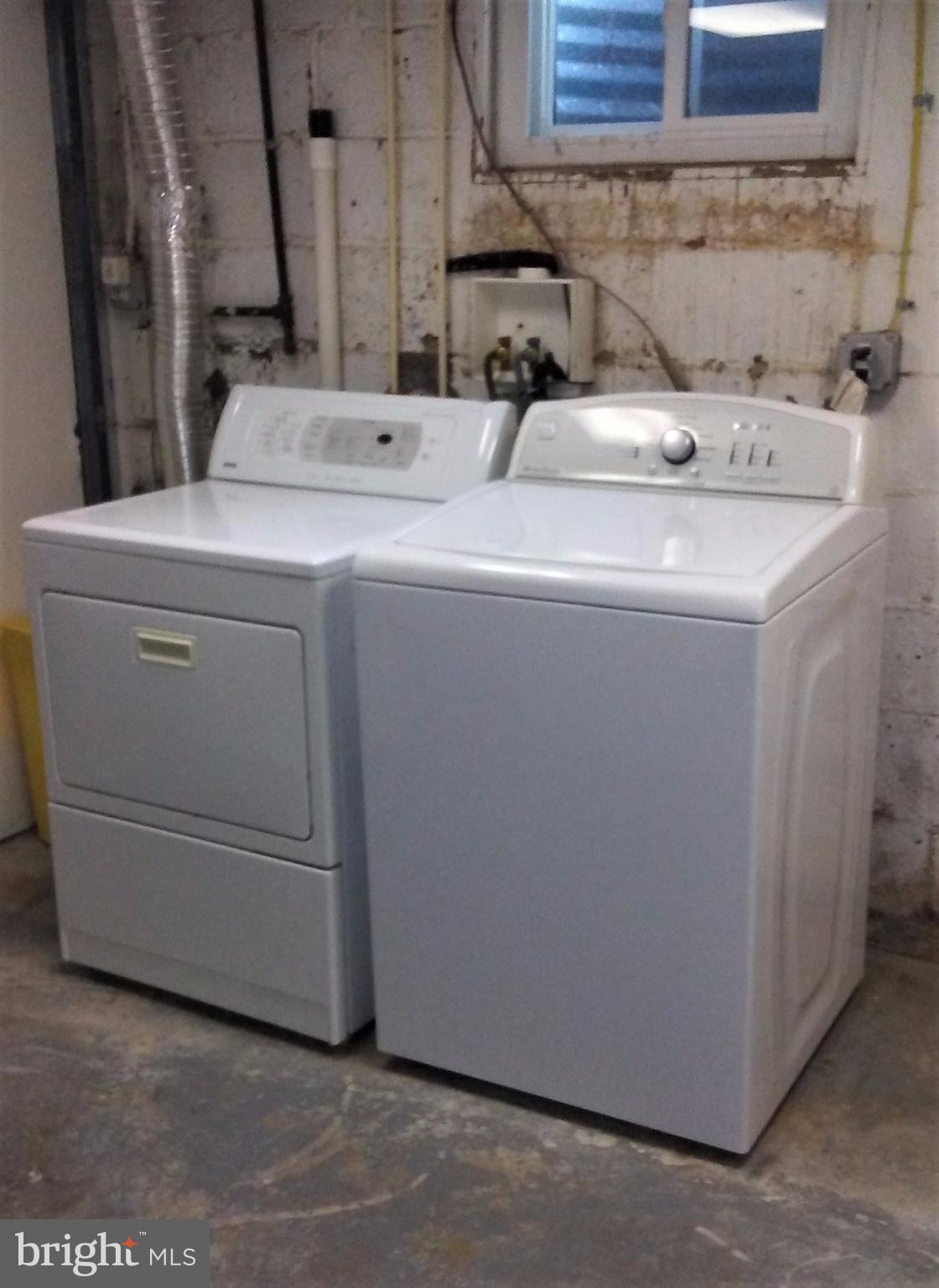 9908 Cherry Tree Lane Silver Spring, MD 20901 - Photo 13 of 15 Washer and Dryer convey