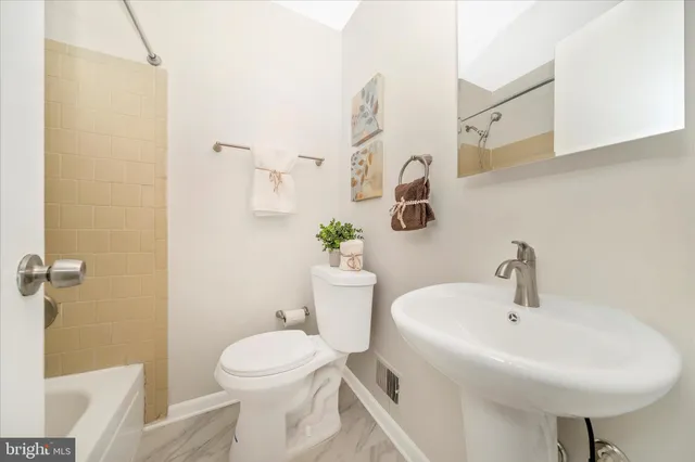 $345,000 | 8491 Imperial Drive, Unit 6C, Laurel, MD 20708