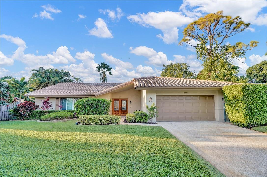 818 Foxpointe Circle Delray Beach, FL 33445 - Photo 1 of 40 Photo 1