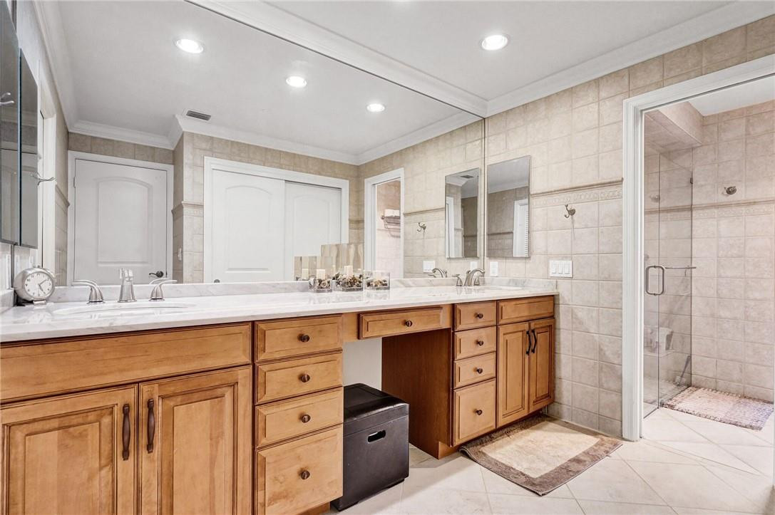 818 Foxpointe Circle Delray Beach, FL 33445 - Photo 22 of 40 Photo 22