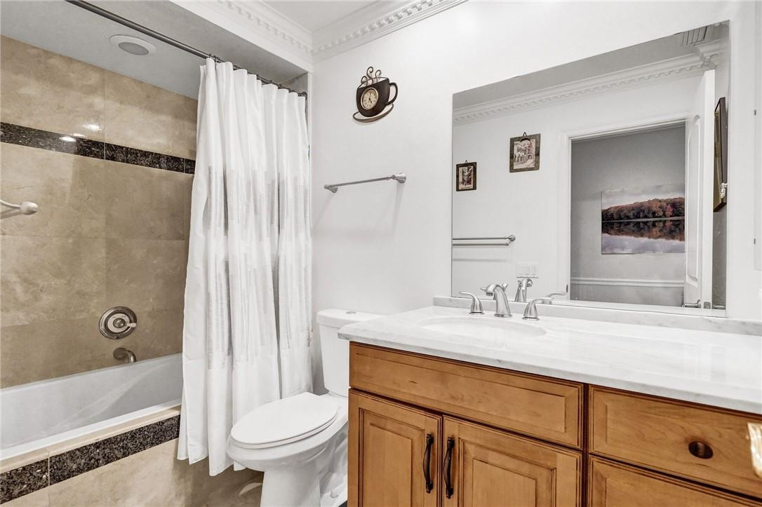 818 Foxpointe Circle Delray Beach, FL 33445 - Photo 26 of 40 Photo 26
