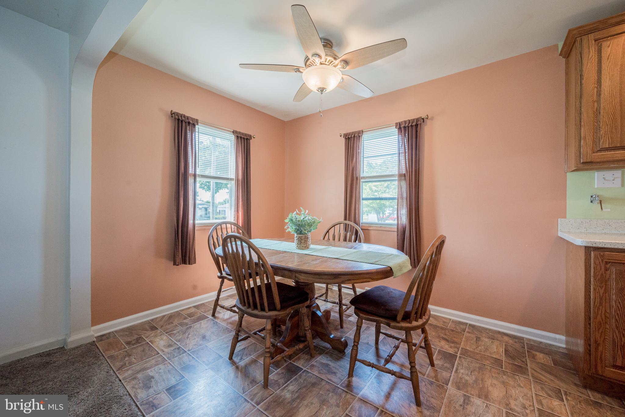 34 Lynbrook Road Wilmington, DE 19804 - Photo 6 of 18 Dining room is right off the living area....