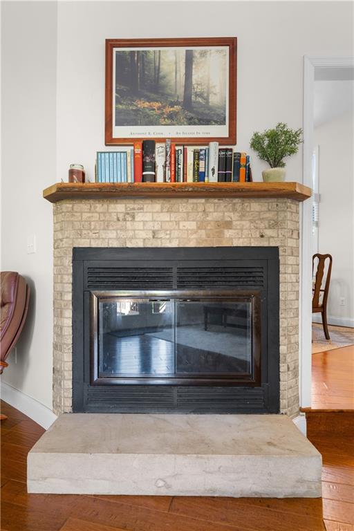 147 Lindley Road Canonsburg, PA 15317 - Photo 11 of 35 Fireplace is the center of the open area.