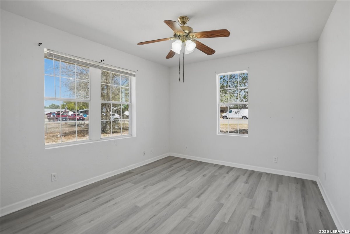 1601 Owens Avenue Three Rivers, TX 78071 - Photo 16 of 34