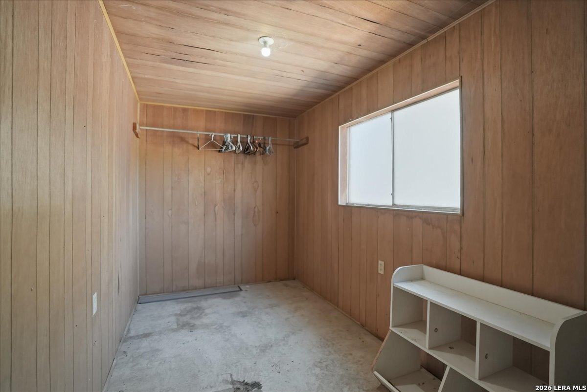 1601 Owens Avenue Three Rivers, TX 78071 - Photo 29 of 34