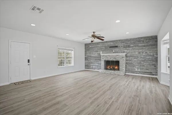 $268,500 | 1601 Owens Avenue, Three Rivers, TX 78071