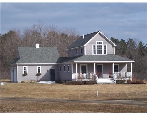 221 Middle Road Cumberland, ME 04021 - Photo 1 of 21 Exterior Front.