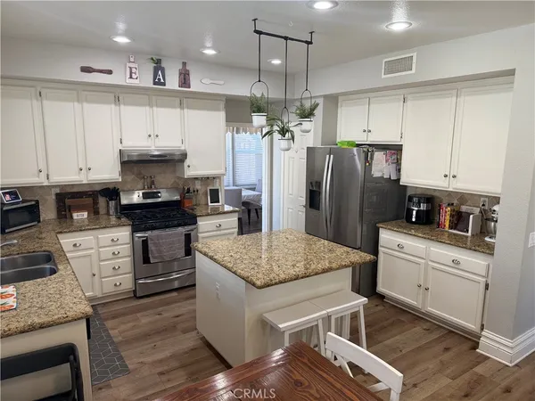 $799,999 | 20516 Yate Circle, Riverside, CA 92508