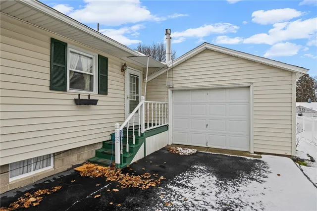 $199,900 | 128 Garden Street, Geneva City, NY 14456