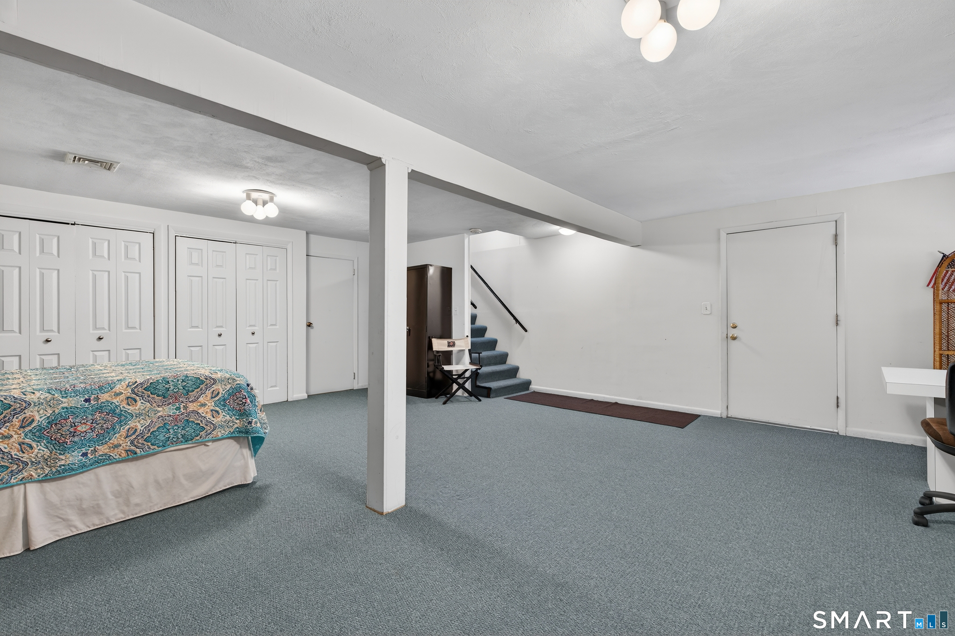 196 Apache Lane, Unit A Stratford, CT 06614 - Photo 30 of 40 a view of livingroom with furniture