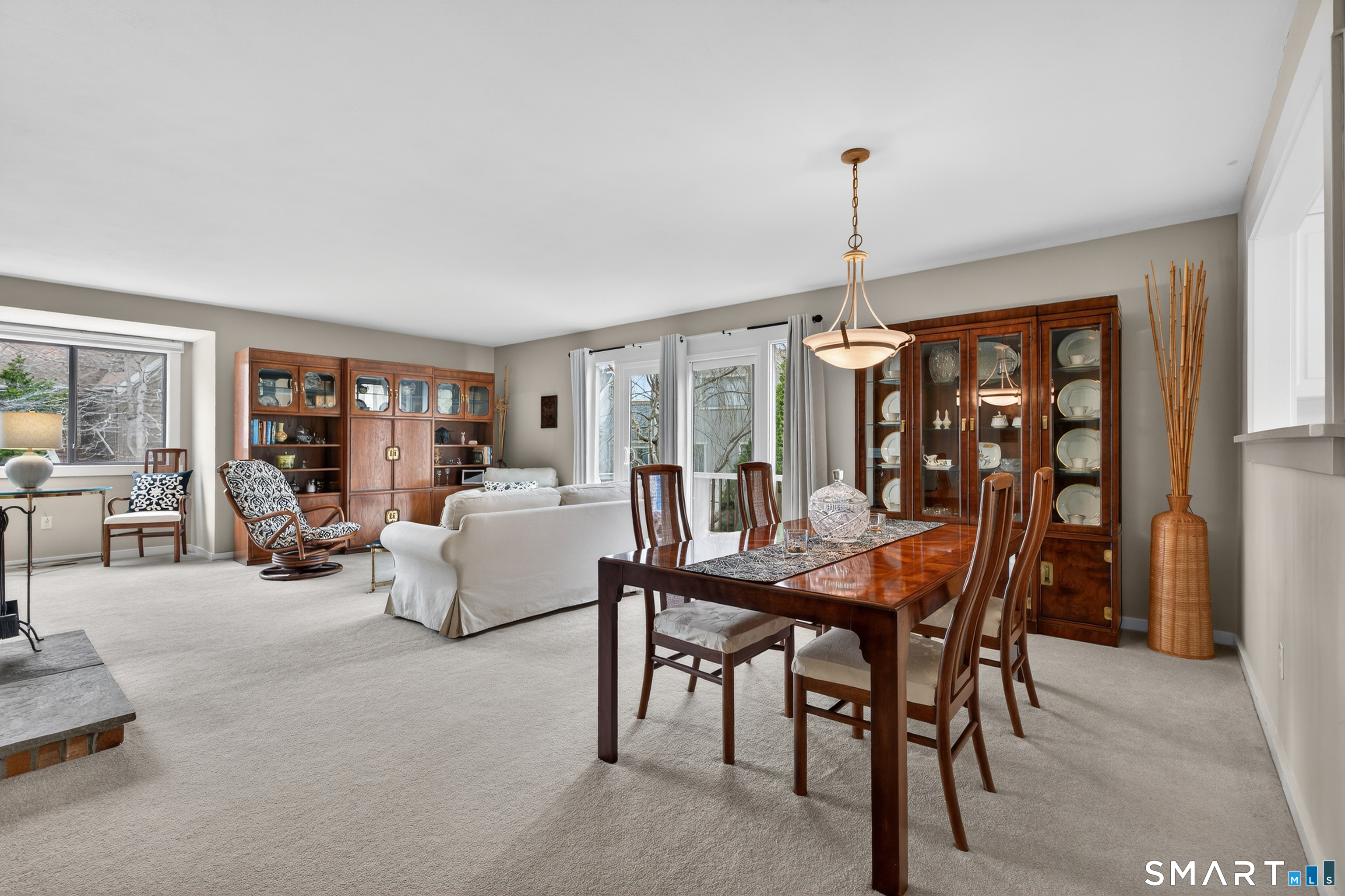 196 Apache Lane, Unit A Stratford, CT 06614 - Photo 9 of 40 a dining room with furniture window and outside view