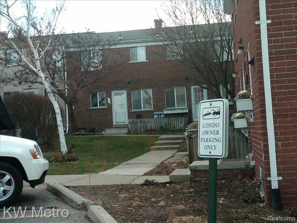 451 Baldwin Avenue, Unit 29 Rochester, MI 48307 - Photo 2 of 25 Door