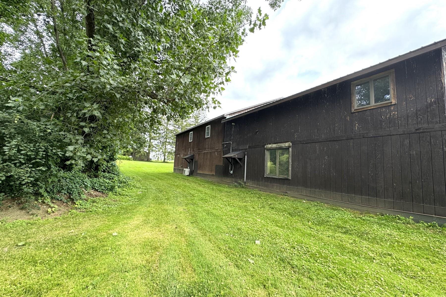 2631 North Grove Street Rutland, VT 05701 - Photo 21 of 25