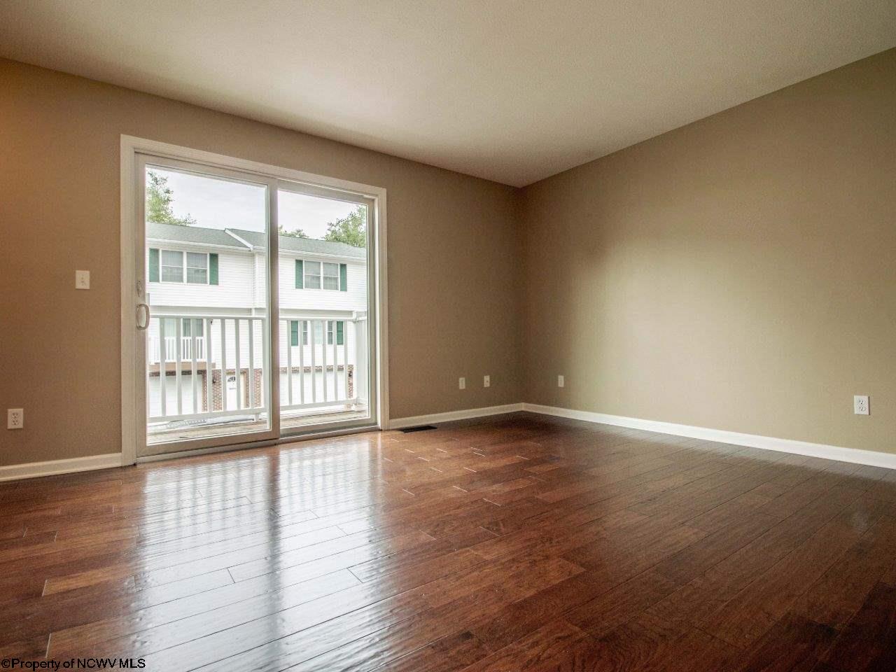 1329 Riddle Avenue, Unit 6 Morgantown, WV 26505 - Photo 7 of 20 Gallery Image 7