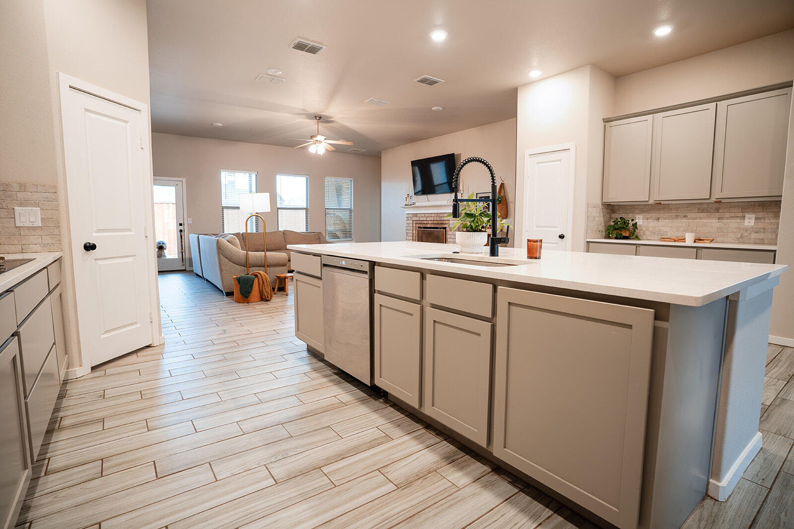 1927 142nd Street Lubbock, TX 79423 - Photo 47 of 58 142nd--35