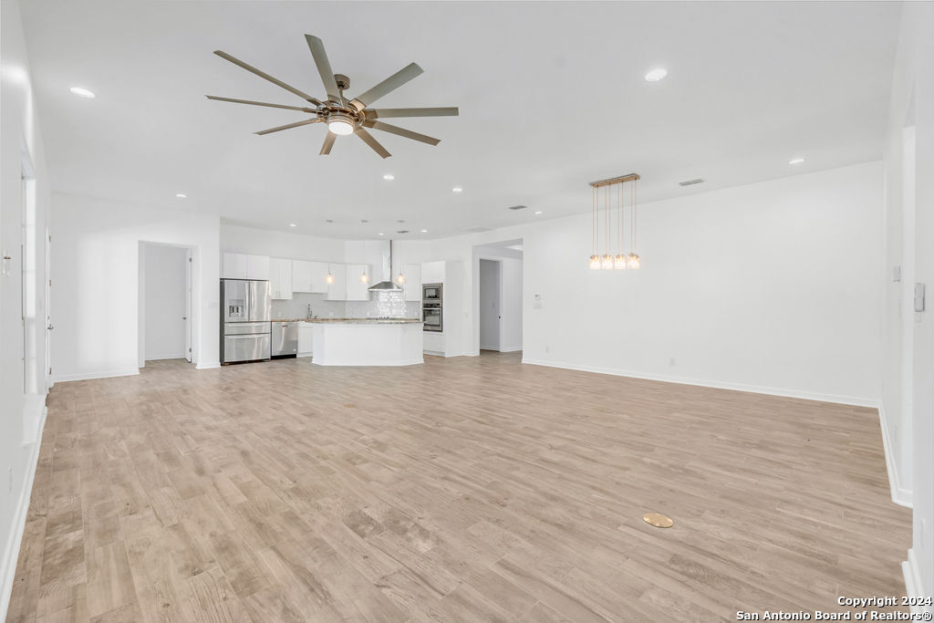 1303 Summerfield San Antonio, TX 78258 - Photo 8 of 27 Gallery Image 8