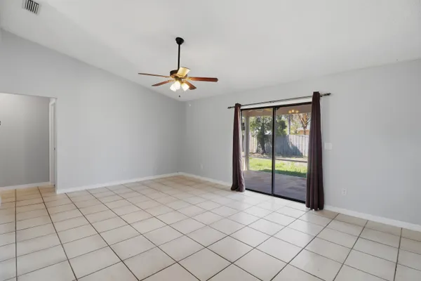 $2,650 | 183 Southwest Hide Place, Port St. Lucie, FL 34953