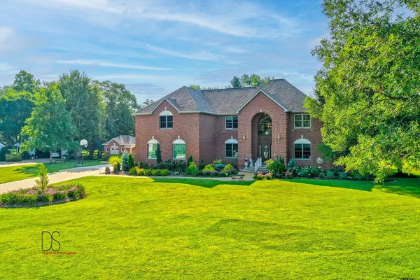 $725,000 | 1638 Timber Lane, Ottawa, IL 61350