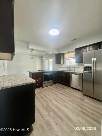 $192,000 | 203 West Volant Street, Hubert, NC 28539