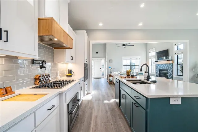 $799,950 | 3238 Southwest Pergola Park Drive, Lee's Summit, MO 64081