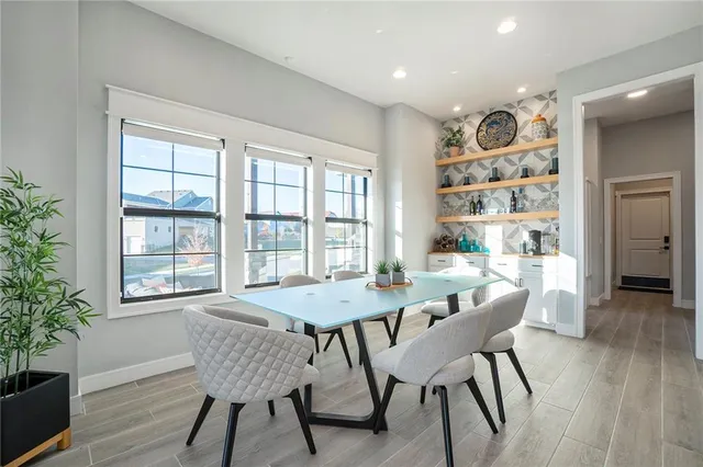 $799,950 | 3238 Southwest Pergola Park Drive, Lee's Summit, MO 64081