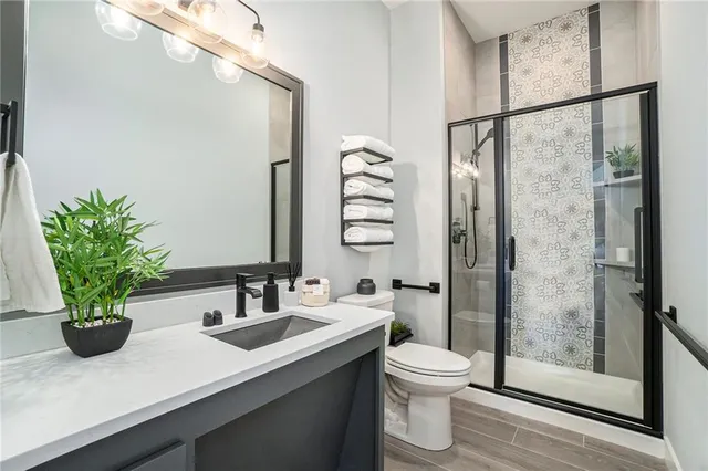 $799,950 | 3238 Southwest Pergola Park Drive, Lee's Summit, MO 64081