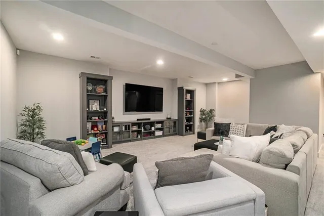 $799,950 | 3238 Southwest Pergola Park Drive, Lee's Summit, MO 64081