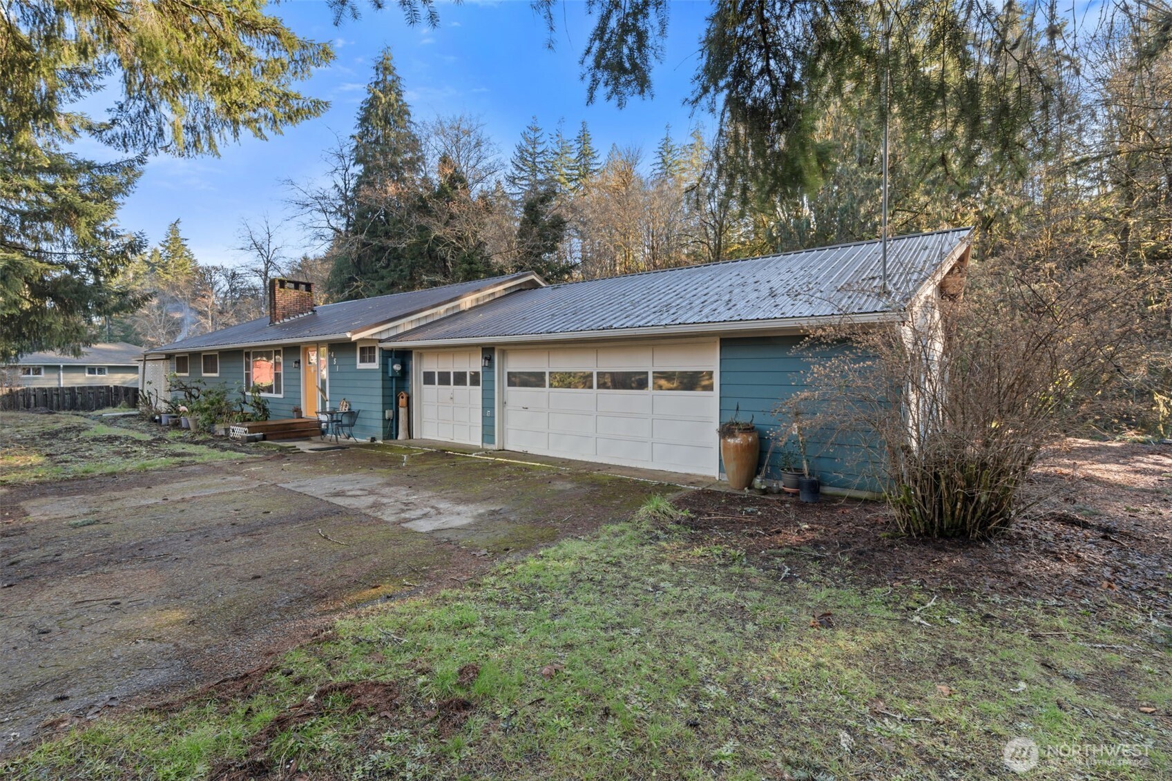 451 Elk Creek Road Chehalis, WA 98532 - Photo 4 of 31 a view of a house with a yard and large tree