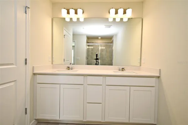 $2,300 | 3159 Emerald Acrs Lane, Sanford, FL 32771