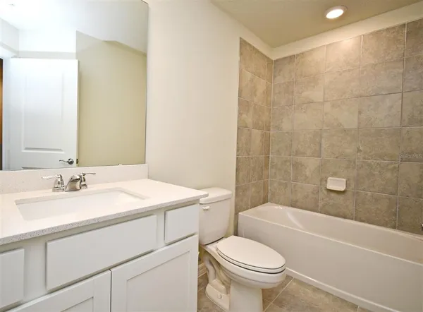 $2,300 | 3159 Emerald Acrs Lane, Sanford, FL 32771