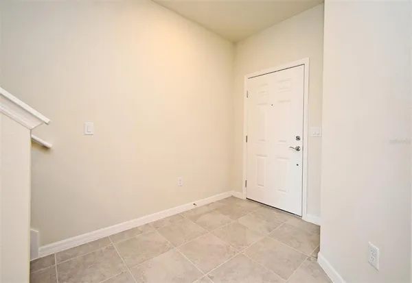 $2,300 | 3159 Emerald Acrs Lane, Sanford, FL 32771