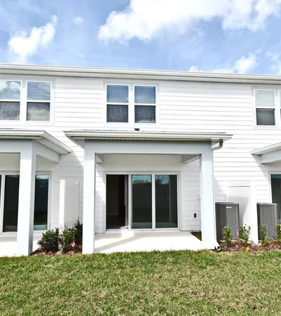 $2,300 | 3159 Emerald Acrs Lane, Sanford, FL 32771