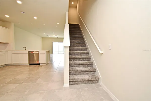 $2,300 | 3159 Emerald Acrs Lane, Sanford, FL 32771