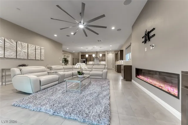 $3,995 | 167 Cabo Cruces Drive, Henderson, NV 89011