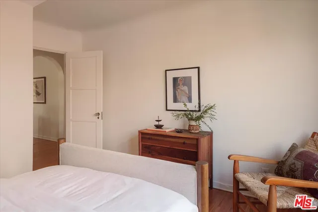 $1,699,000 | 2439 Ronda Vista Drive, Los Angeles, CA 90027