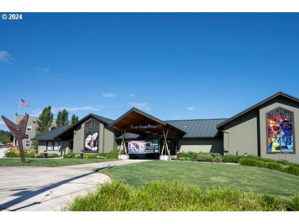 2124 Eleanor Road West Linn, OR 97068 - Photo 17 of 18 Gallery Image 17