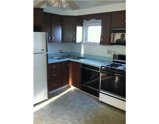 3532 Wayne Road Munhall, PA 15120 - Photo 5 of 11 Kitchen.
