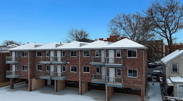 $2,290,000 | 107-47 49th Avenue | South Corona