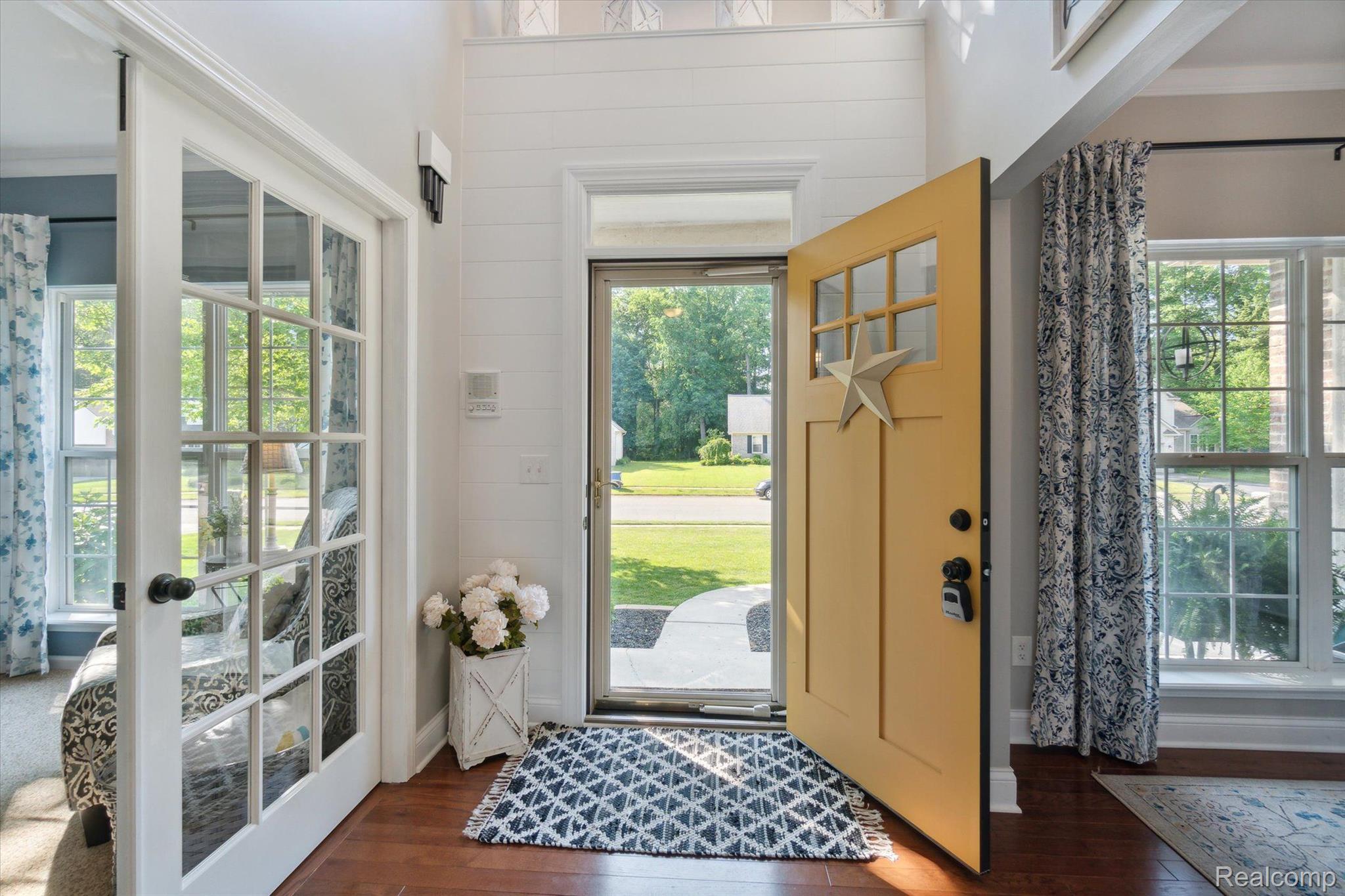 1401 Remsing Street Hartland, MI 48353 - Photo 6 of 50 Gallery Image 6