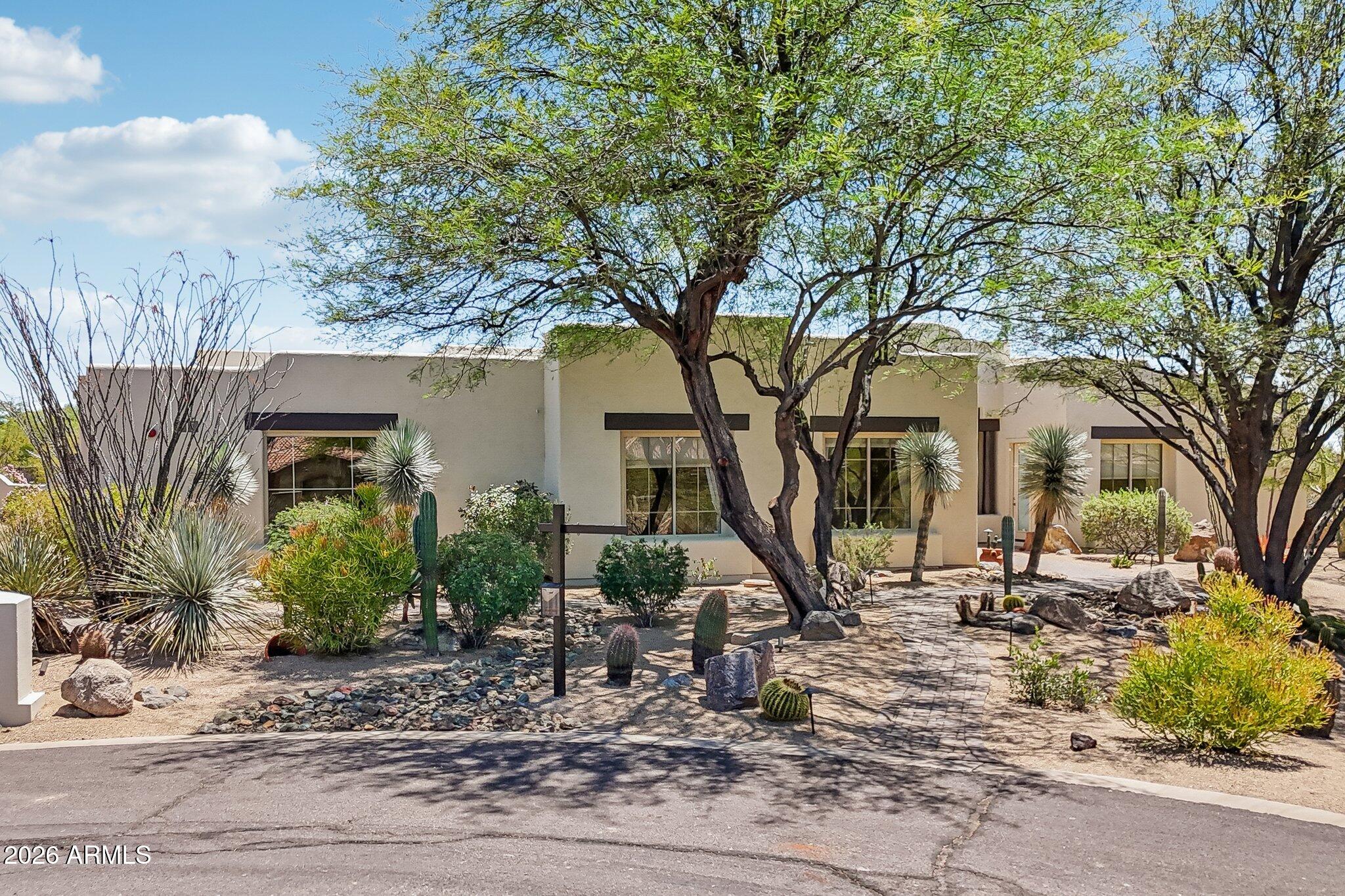 8143 East Arroyo Seco Road Scottsdale, AZ 85266 - Photo 2 of 41