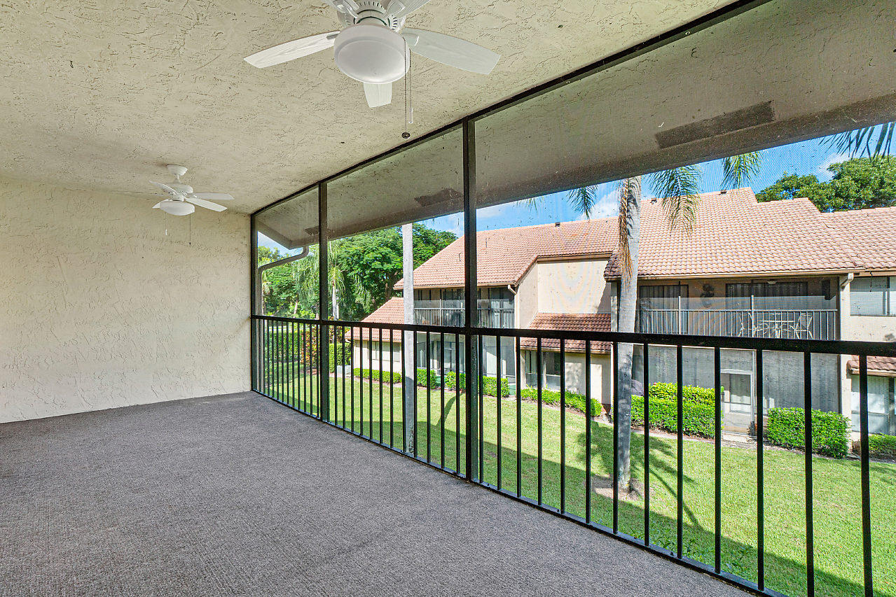 5520 Coach House Circle, Unit F Boca Raton, FL 33486 - Photo 23 of 29 18