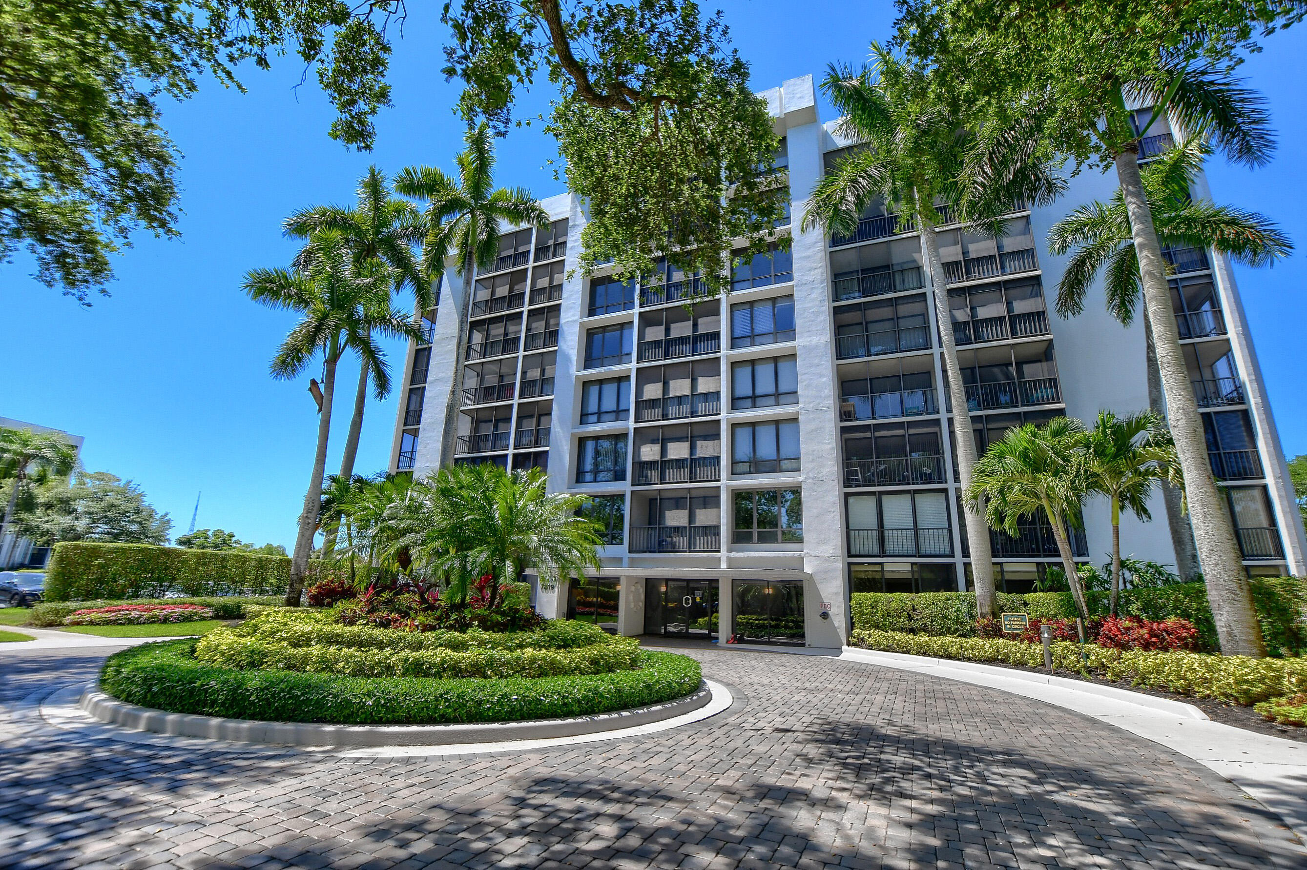 7819 Lakeside Boulevard, Unit 835 Boca Raton, FL 33434 - Photo 1 of 81 EBF_8543-HDR(5)