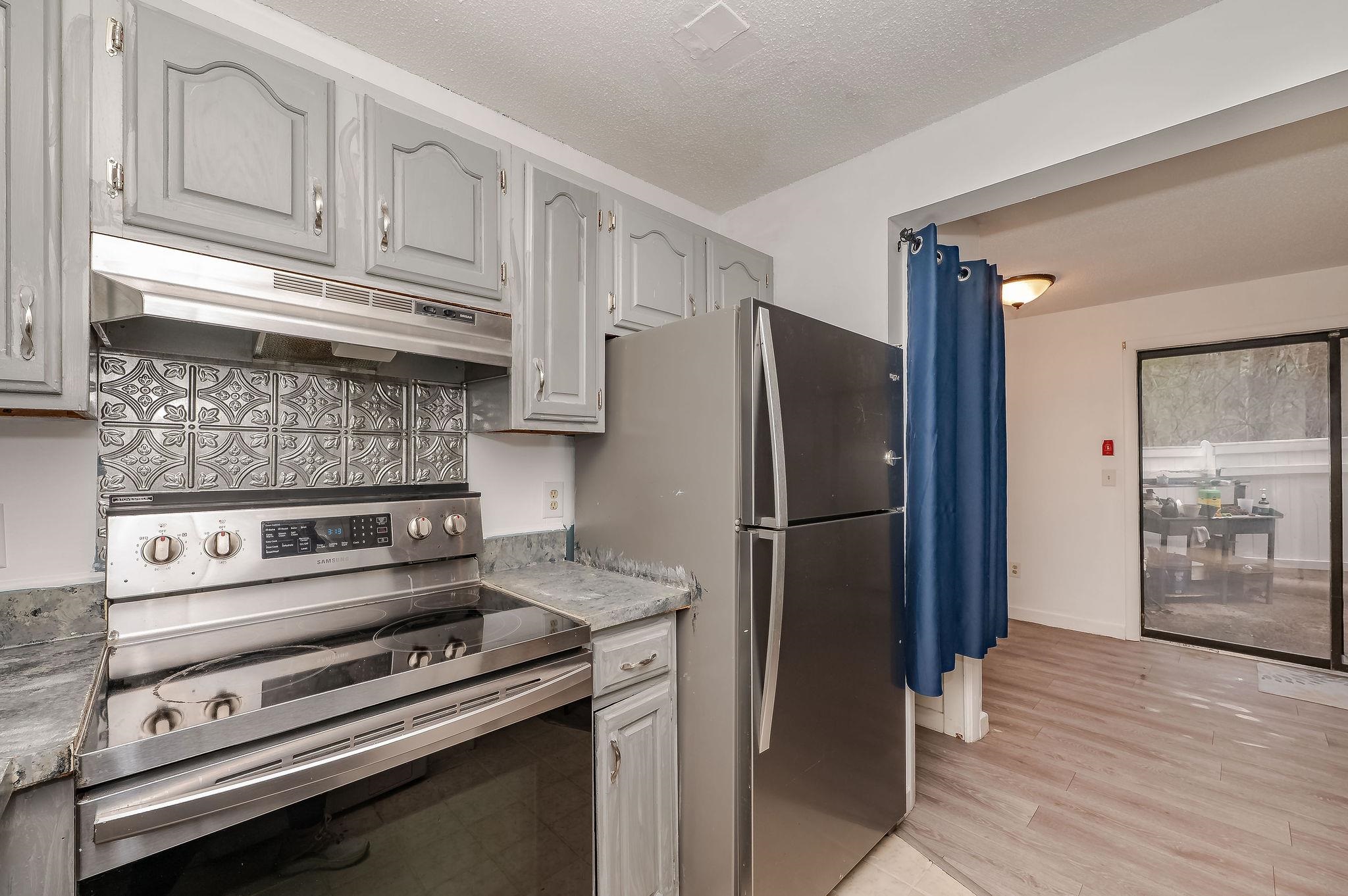 66 Franklin Heights Rochester, NH 03867 - Photo 5 of 18