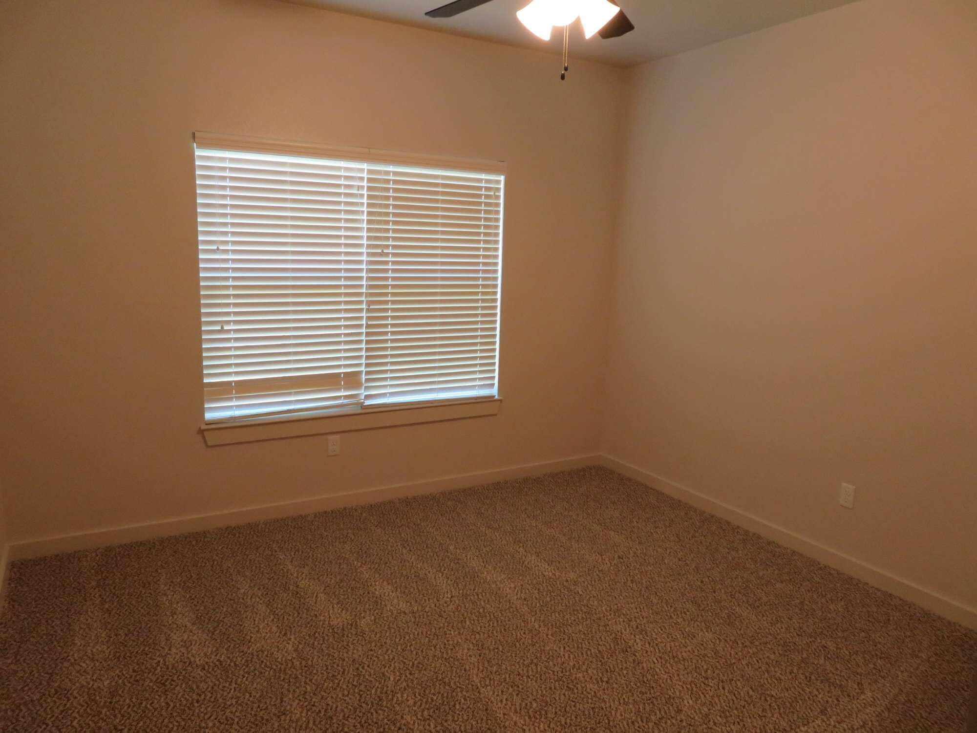 2115 9th Street Lubbock, TX 79401 - Photo 14 of 16 IMG_0015