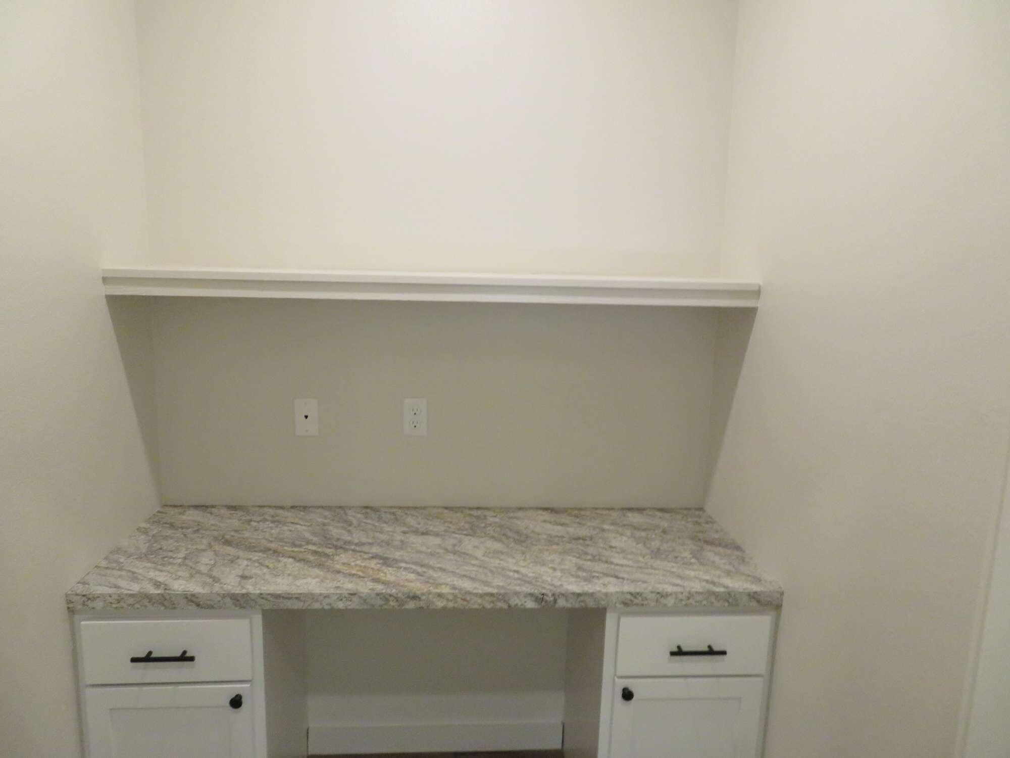 2115 9th Street Lubbock, TX 79401 - Photo 5 of 16 IMG_0024