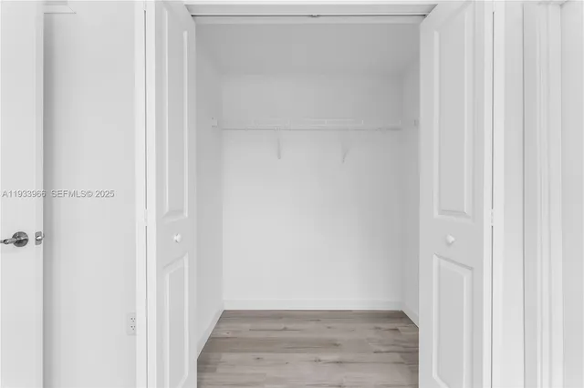 $2,900 | 155 Northwest 160th Street, Unit TH 2, North Miami Beach, FL 33169