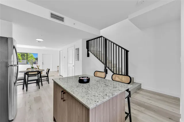 $2,900 | 155 Northwest 160th Street, Unit TH 2, North Miami Beach, FL 33169