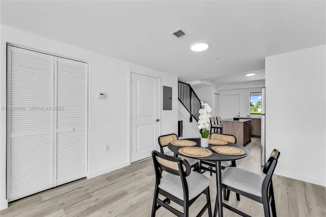 $2,900 | 155 Northwest 160th Street, Unit TH 2, North Miami Beach, FL 33169