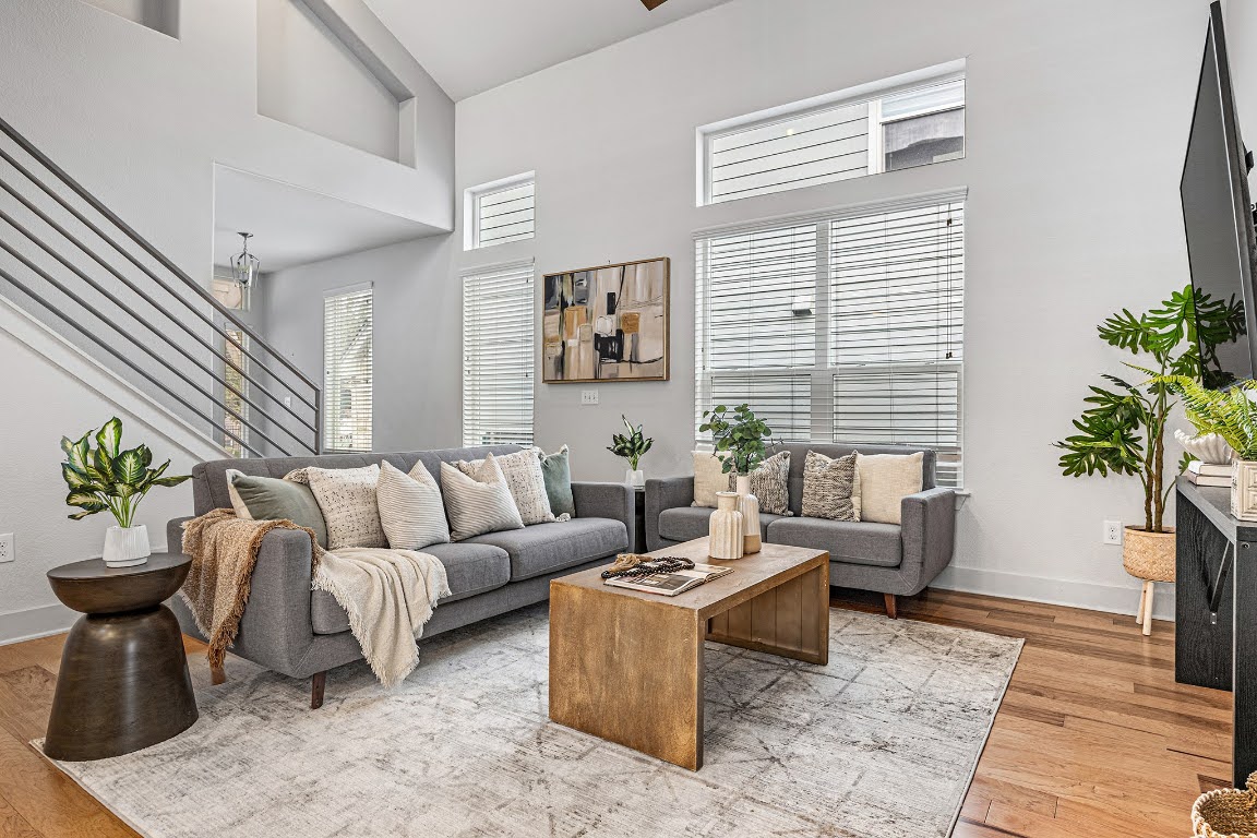 2315 Capulet Street Austin, TX 78741 - Photo 13 of 33 a living room with furniture and a potted plant