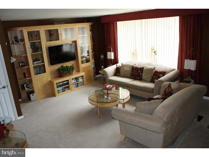 3601 Newberry Road Philadelphia, PA 19154 - Photo 3 of 12 Gallery Image 3